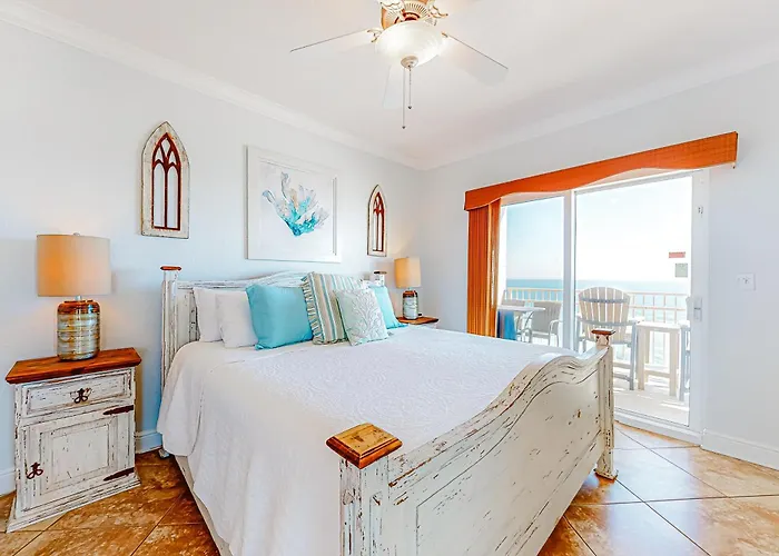 Crystal Shores West 608 Apartment