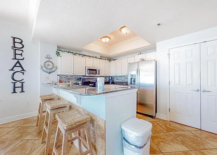 Crystal Shores West 608 *