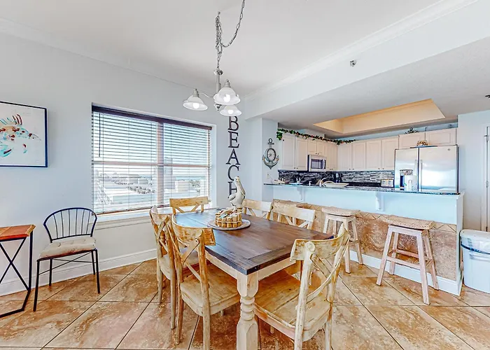 Crystal Shores West 608