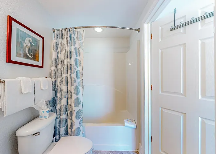 Crystal Shores West 608 Apartment *
